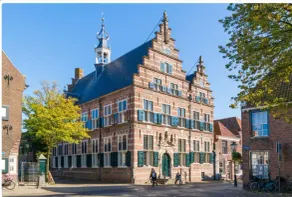 Captivating 2-bed Apartment in Hilversum - Image 4