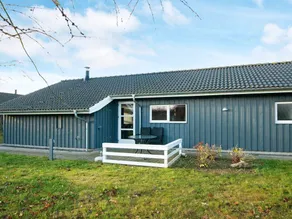 Peaceful Holiday Home in Glesborg Denmark With Sauna - Image 3
