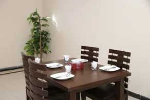 Apex Inn Guest House - Image 4