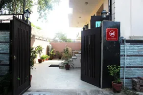 Hotel near Sector 56 Gurgaon - Image 3