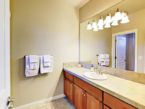 3br W/ Private Hot Tub & Gorgeous Creek Views 3 Bedroom Condo - Image 5