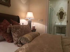 Sawgrass Guest House - Image 5