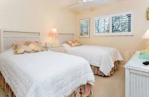 South Seas Beach Cottage - Image 3