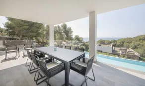 Exclusive tamarit villa - Image 4