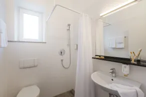 Novum Hotel Bruy - Image 4
