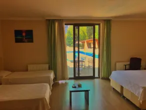 Sandal Otel - Image 5