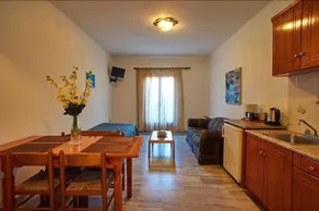Christinantzela Apartments - Image 5