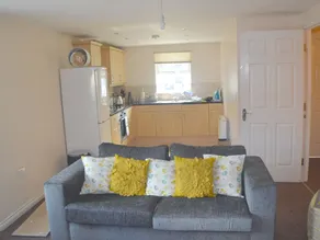 Highfield Apartment - Image 5