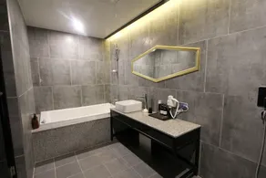 To Heaven Hotel Nampo - Image 3