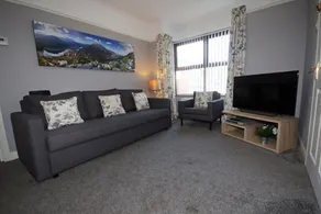 Belfast Modern Apartment - Image 5