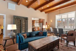 Casa Sage - Unbeatable Location, Stunning Interior NEW LISTING - Image 5