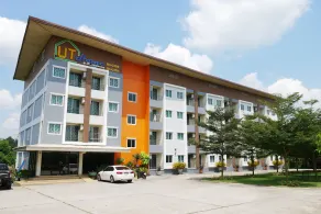 UT Home Apartment - Image 4