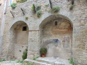 Domus Ghibellinae Fonte Di San Benedetto - Image 4
