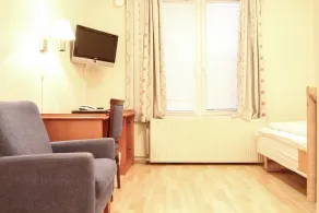 Horten Budget Hotel - Image 5