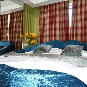 West Coast American-style Sea-view Theme Hotel - Image 3