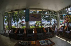 Sunny Suites Inn - Image 5