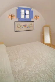 Aegagros Caldera Houses - Image 3