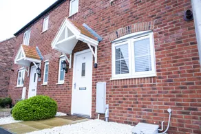 Modern House in Stratford Upon Avon With Private Parking Free Wifi Netflix - Image 3