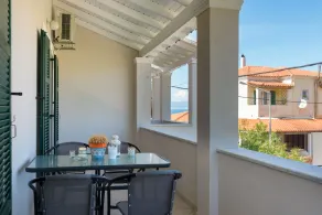 Marias Seaside Apartments - Image 2
