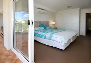 2-Bedroom Apartment -Nelson Towers  Victoria Parade - Image 3