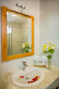 Copac Hotel - Image 3