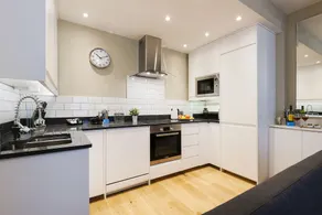 The Linden Gardens Residence - Image 2