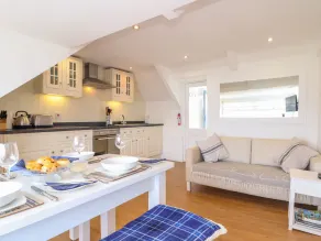 The Loft at Beach House - Image 4