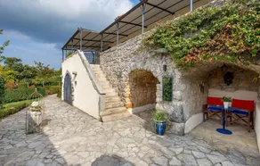 Awesome Home in Dobrinj With Wifi and 2 Bedrooms - Image 3