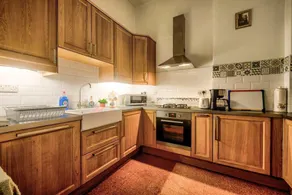 Bohemian Style, City Centre Apartment for 5 People - Image 2