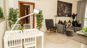 Spacious One-bedroom Apartment at Al-jaddaf - Image 2