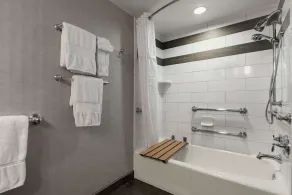 Embassy Suites Napa Valley - Image 3