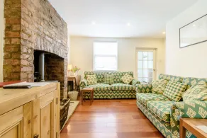 Pear Tree Cottage - Image 2