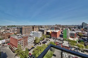 Luxury Old Montreal Condos with Rooftop Spa - Image 5