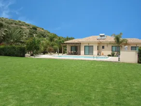 Gorgeous Bungalow by Pissouri Bay With Private big Pool Landcaped Gardenwifi - Image 5