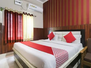 Hotel Moon Light by OYO Rooms - Image 4