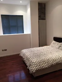 Luxury Distillery Apartment - Image 3