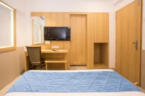 Hotel Galaxy Annexe - Image 5
