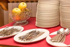 Hotel Clotes - Image 4