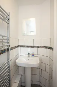 Serviced Accommodation in Bicester - Image 5