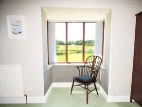 Salem - Five Bedroom House, Sleeps 11 - Image 2