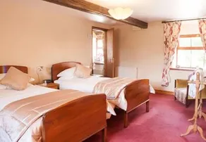 Hill Top Farm B&B - Image 5