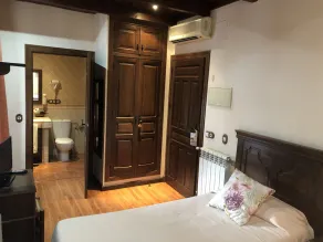 Hostal Dosca - Image 4