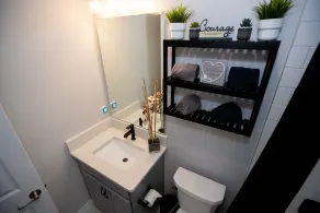 Brand New Modern Pet Friendly Zen Home W/ Private Home Theater & Hot Tub! 2 Bedroom Home by RedAwning - Image 2