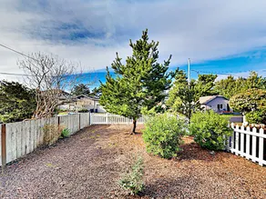 Posh - 3 Br Home - Image 5