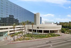 The LA Hotel Downtown - Image 5