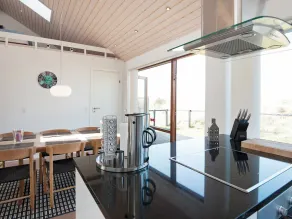 Modern Holiday Home in Rømø With Terrace - Image 2