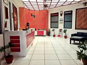 Hotel Teg Royal - Image 1