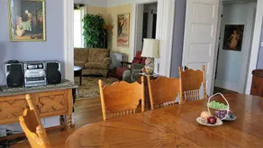 580 Russell Place - Image 3