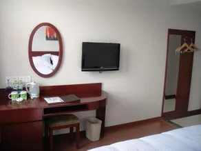 GreenTree Inn NanJing XianLin Road JinMaRoad Subway Station Shell Hotel - Image 3