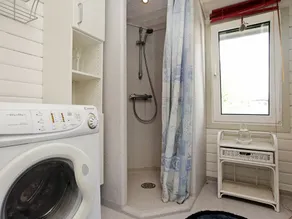 Quaint Holiday Home in Struer Near Beach - Image 5